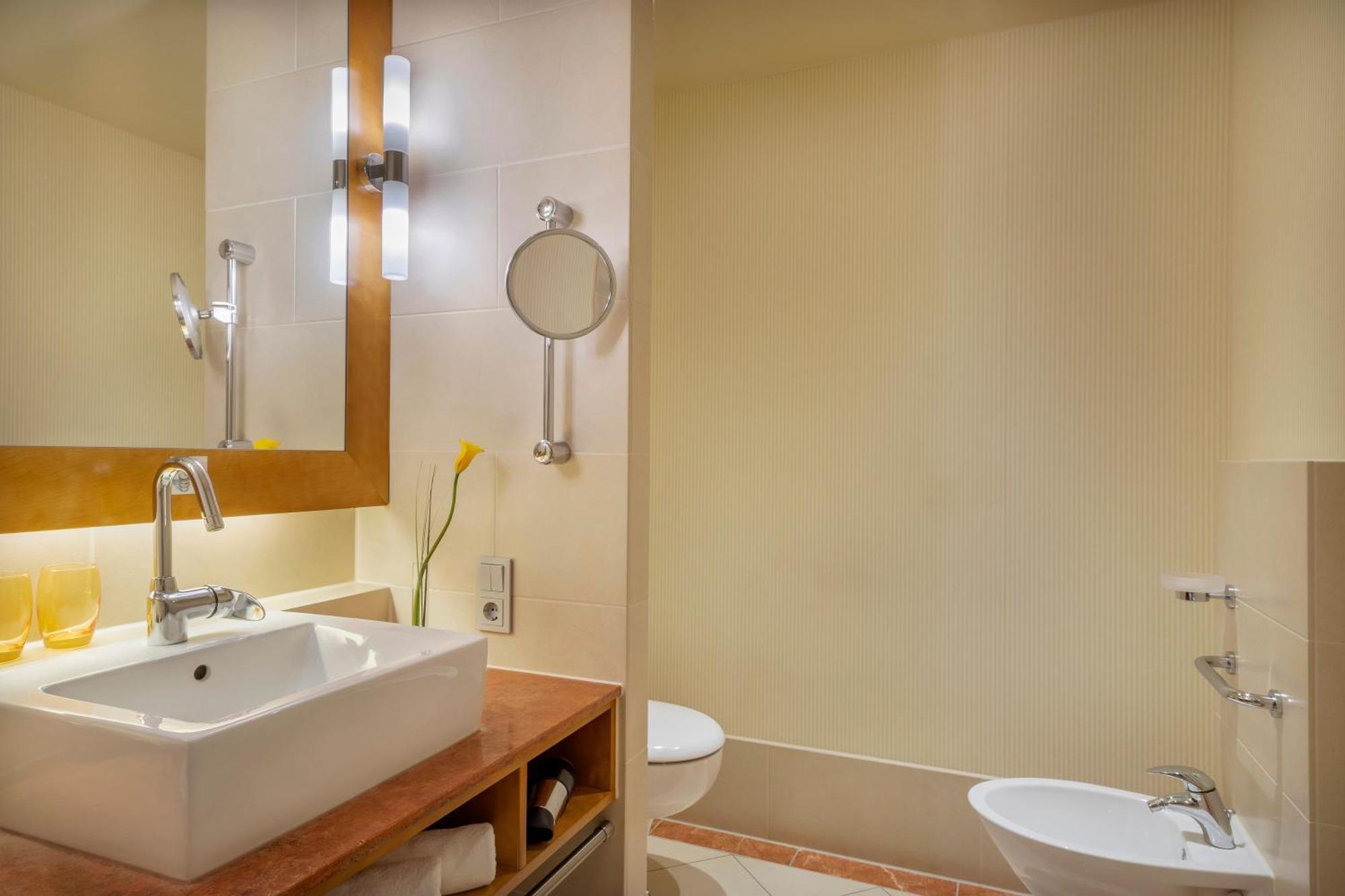 Deluxe Double Room City View